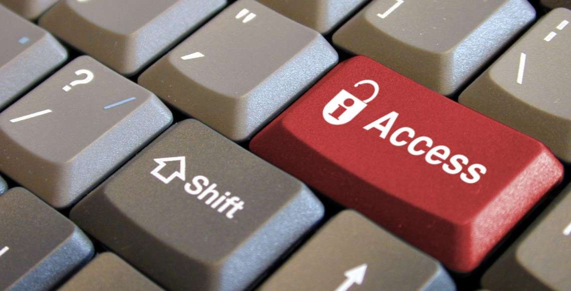 picture of keyboard with an access button highlighted